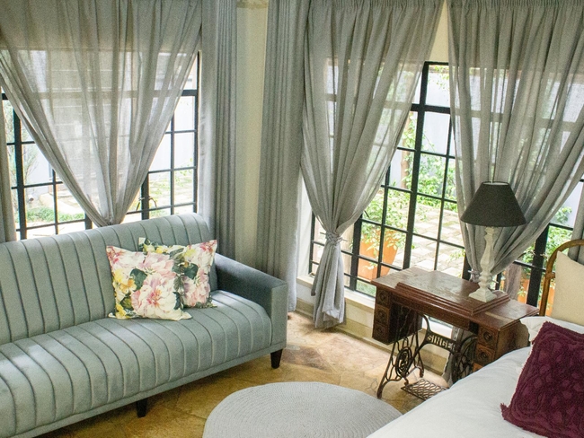 Diamond Suite - Room 5 