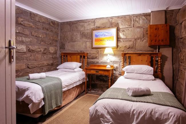 Standard 4 bedroom Cottage no.1