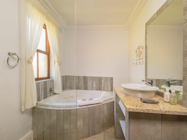 Farmhouse Luxury Double/Twin Rooms