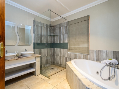 Farmhouse Luxury Honeymoon Suites