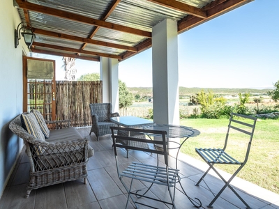 Luxury Honeymoon Suite