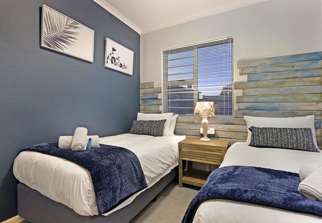 Big Bay Beach Club 98