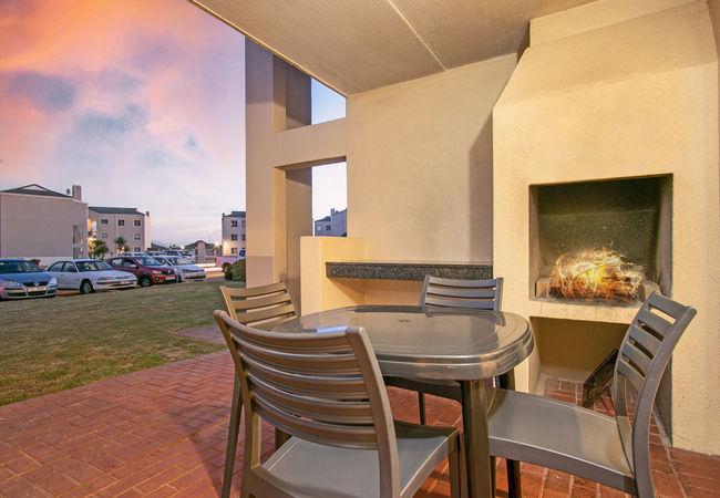 Big Bay Beach Club 98