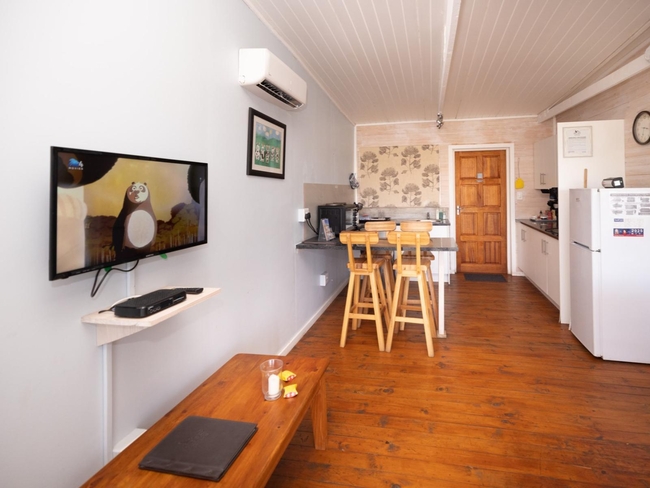 Cottages 7 to 10