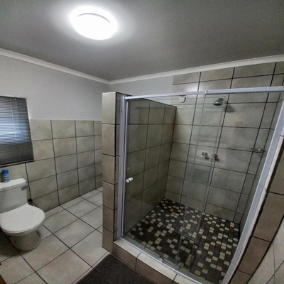 Family Room - 3 Sleeper with Shower