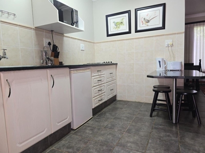 Self Catering with Shower - 9