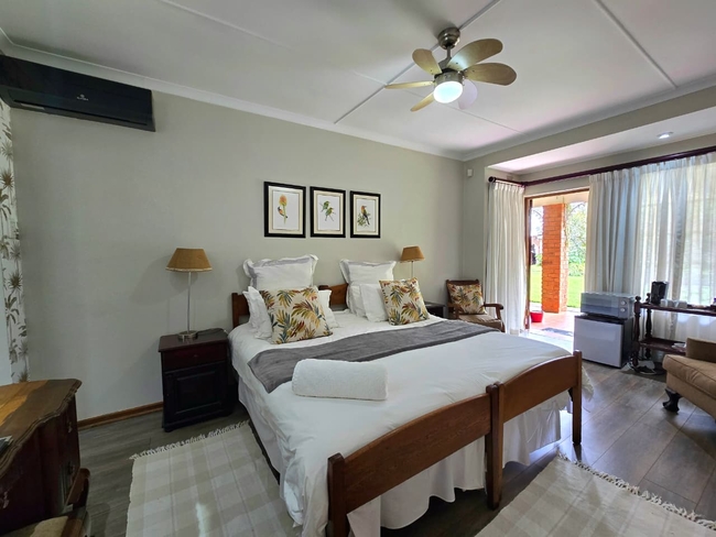 Twin Room with Garden View - 6