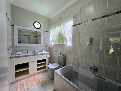 Twin Room with Garden View - 6