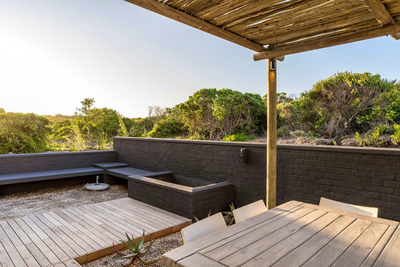 Black Barn At Romansbaai