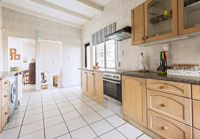 B\'Lenghi Beach House