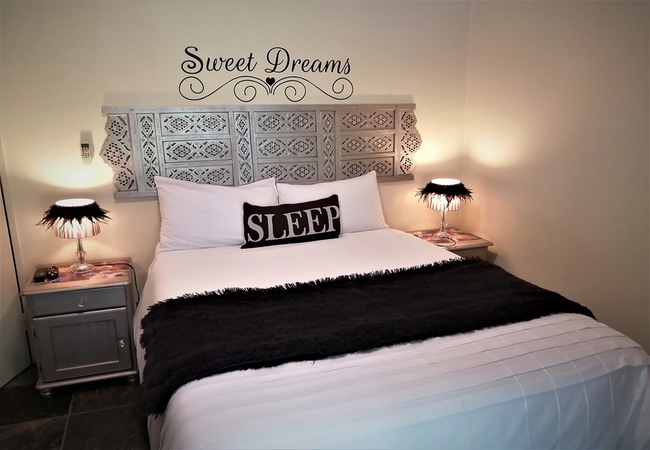 Double Room (Sweet Dreams)