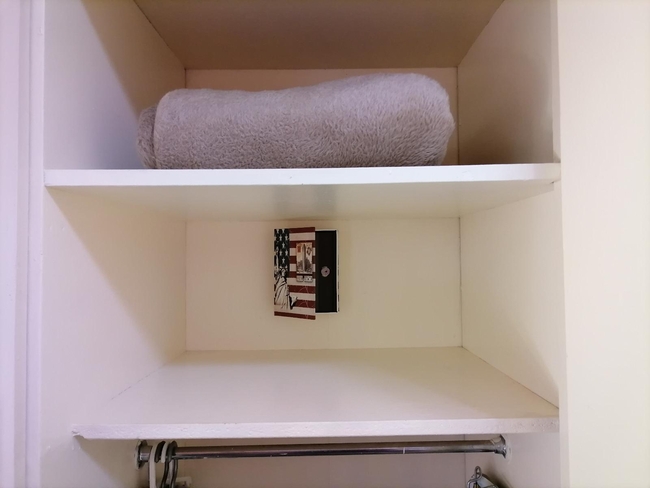 Double Room (Birds Nest)