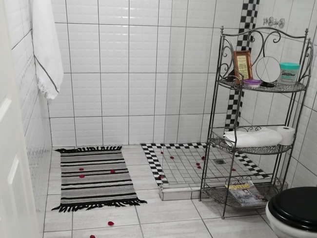 Double Room (English Rose)