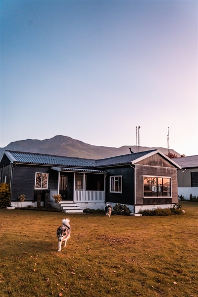 Blombos with Hot Tub