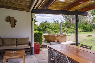 Blombos with Hot Tub