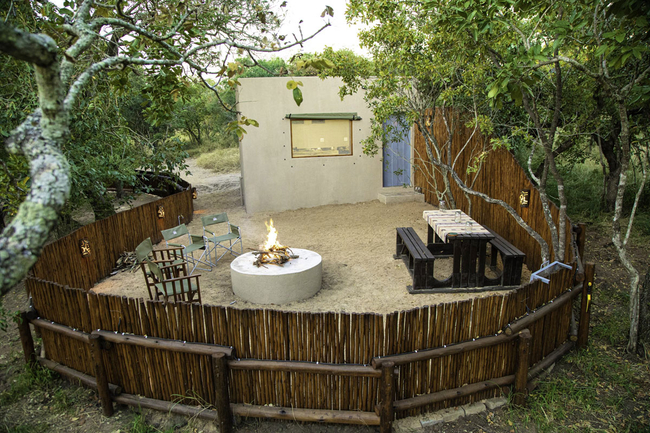 Zebra House with Kitchen and Boma