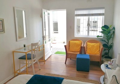 Courtyard Queen Rooms