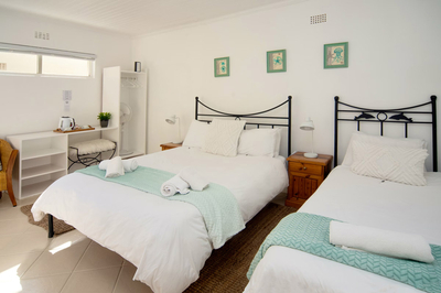 Courtyard Triple Room