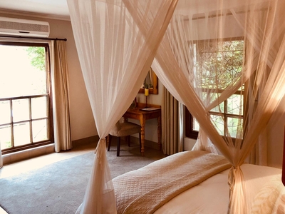Honeysuckle Room