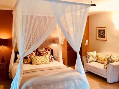 Honeysuckle Room