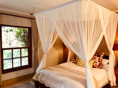 Honeysuckle Room