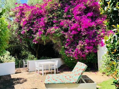 Honeysuckle Room