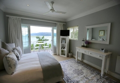 Luxe Lagoon-Sea Facing Suite (Honeymoon)