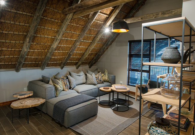 Reception Lounge Area