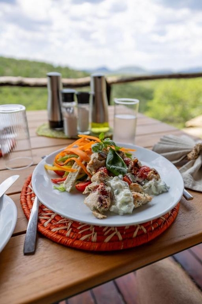 Buffalo Ridge Safari Lodge