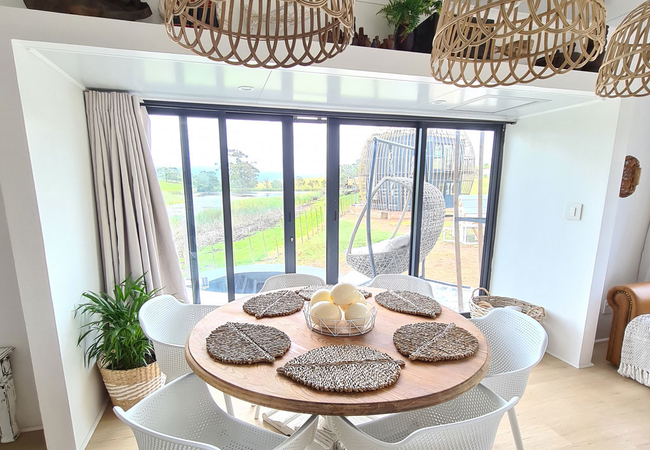 Eco Coconut 7 dining 