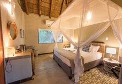 Bushbaby River Lodge