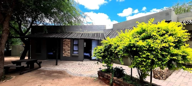 Bush Inn Lodge