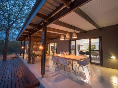 Bushwillow Private Villa