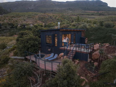 Agama Cabin