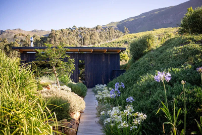 Agama Cabin