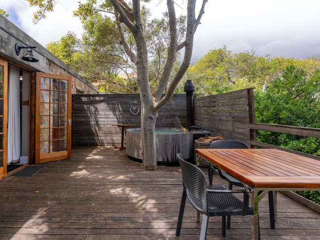 Herb Studio with Hot Tub