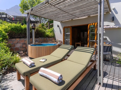 Camps Bay Retreat