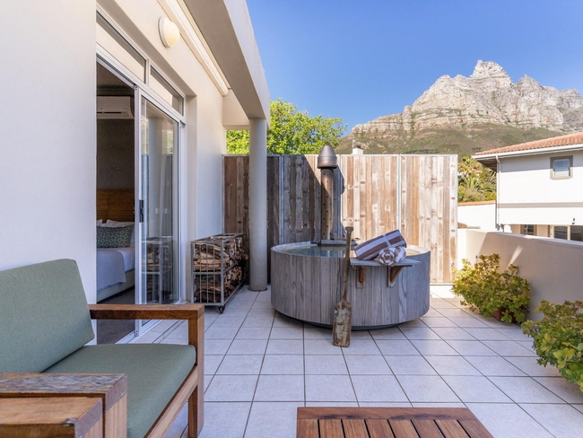 Villa 7 - Sky 3-Bedroom Suite with Hot Tub