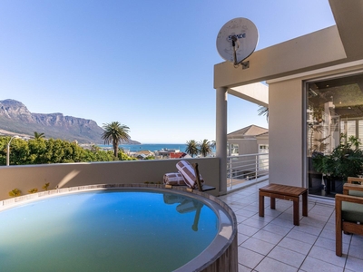 Villa 7 - Sky 3-Bedroom Suite with Hot Tub