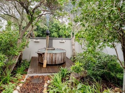 Villa 9 - Nature Mountain Room with Hot Tub