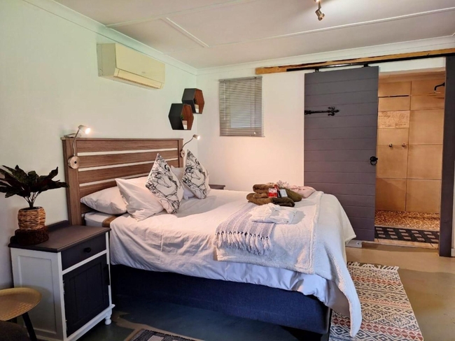 Cabin - Lovers Nest Honeymoon Suite