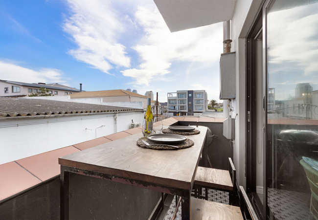 Cape on Porterfield 5