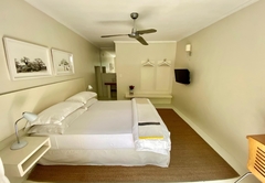 Annex - Double room with private balcony
