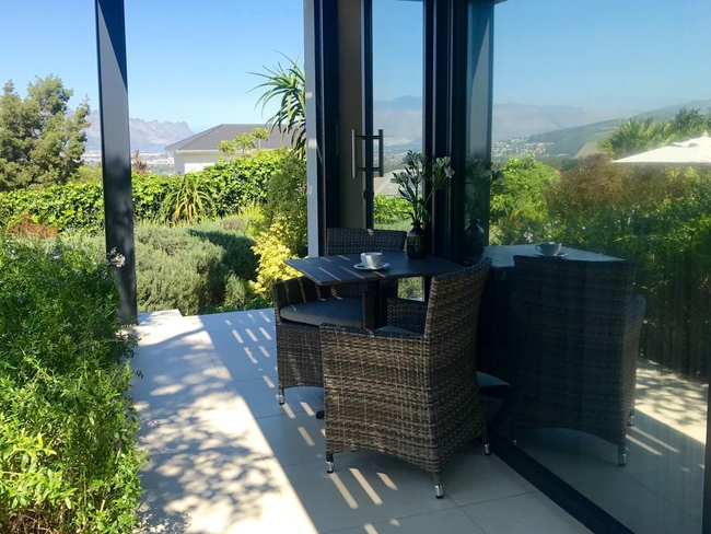 Bay View Suite