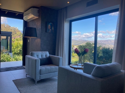Bay View Suite