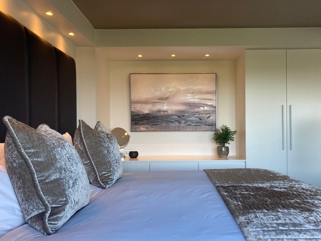 Bay View Suite