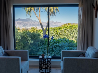 Bay View Suite