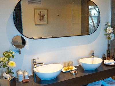 Bay View Suite