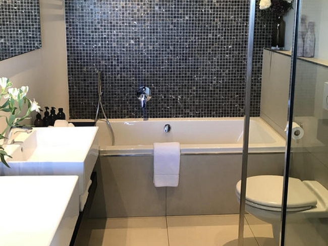 Sea View Suite