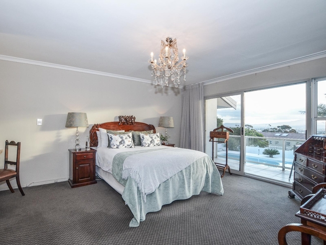 Queen Room with Balcony